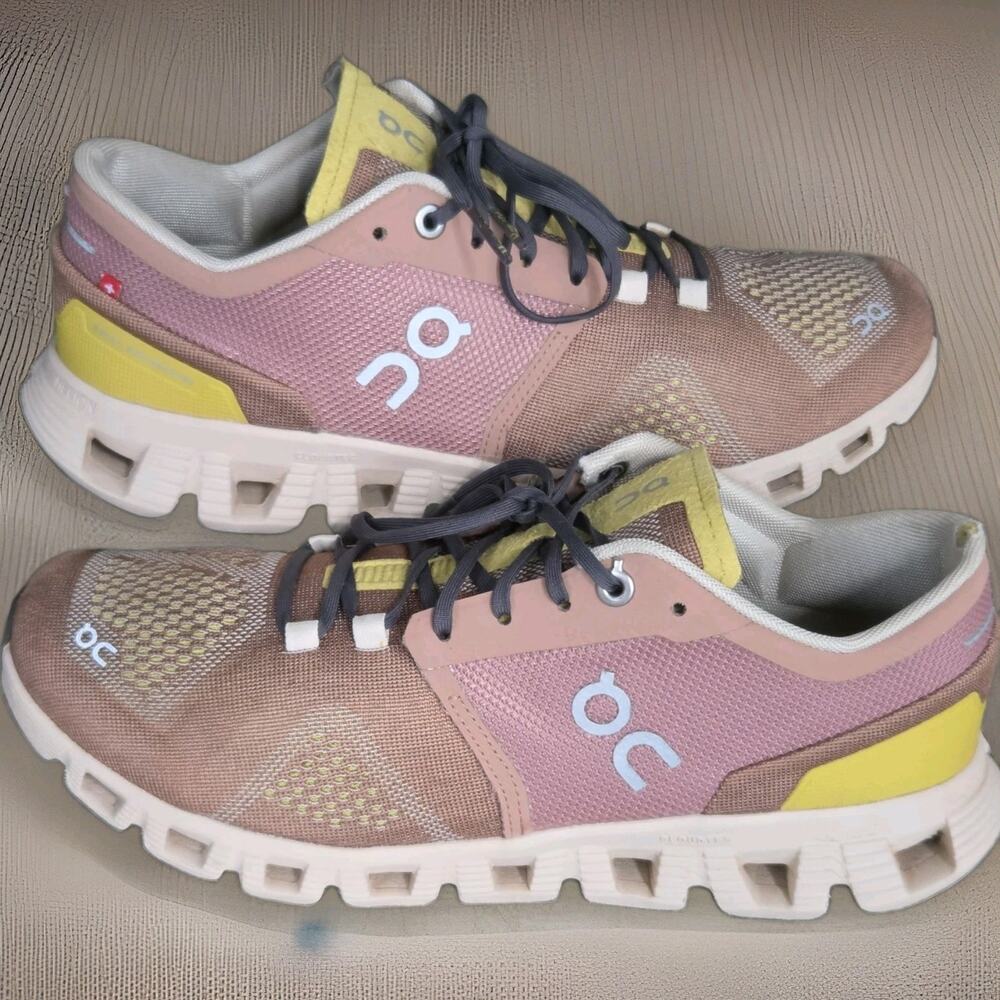 On Cloud X 2 Mocha/Sand Women’s 8.5 US Athletic Running Shoes Sneakers